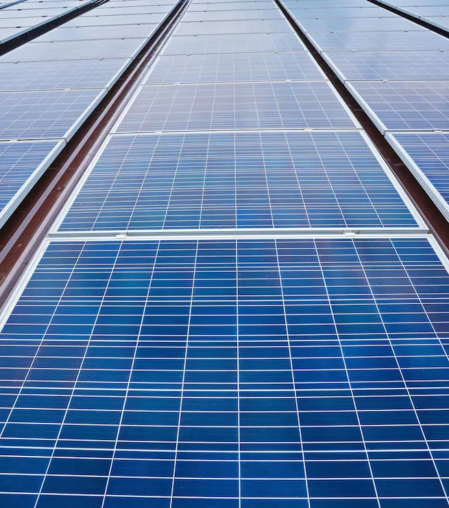panneaux solaires Brécé